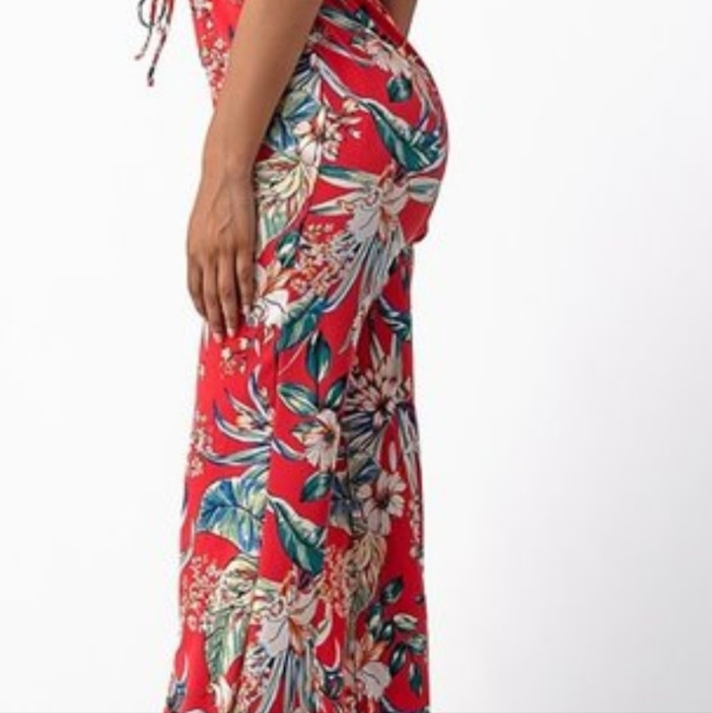 Red flower romper set